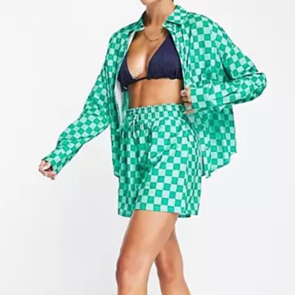 ASOS Green Checkerboard Drawstring Shorts - Picture 7 of 8